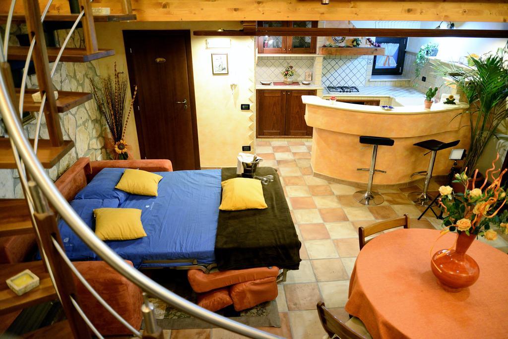 Alla Corte Dei Ventimiglia Montelepre Cameră foto