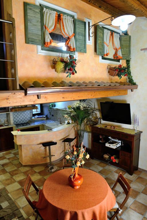 Alla Corte Dei Ventimiglia Montelepre Exterior foto
